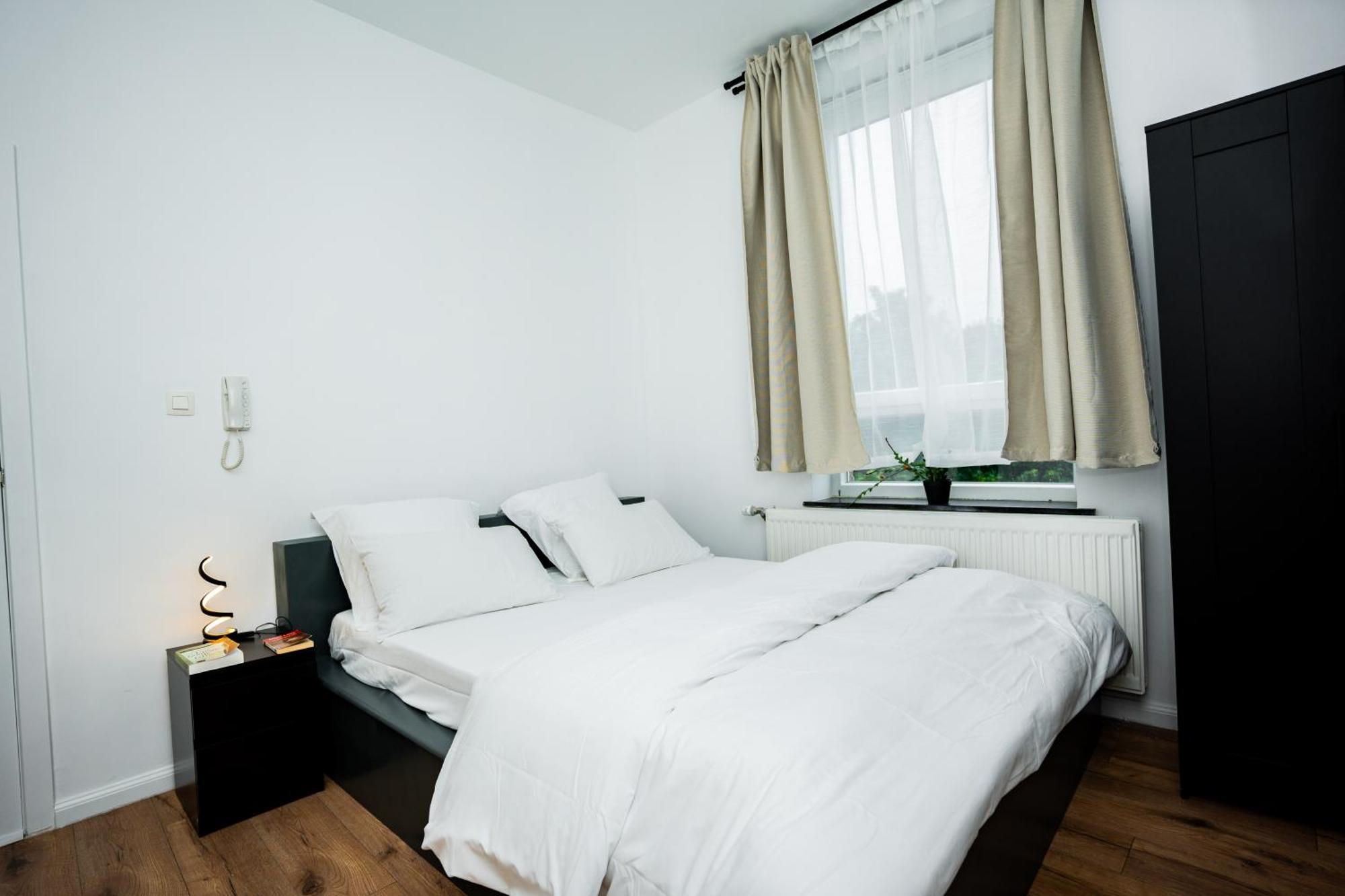 Chambre R1 Avec Salle De Bain Partagee Pres De L'Hopital De La Citadelle A Liege Exterior photo